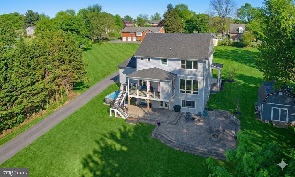 DOWNTOWN - Residential