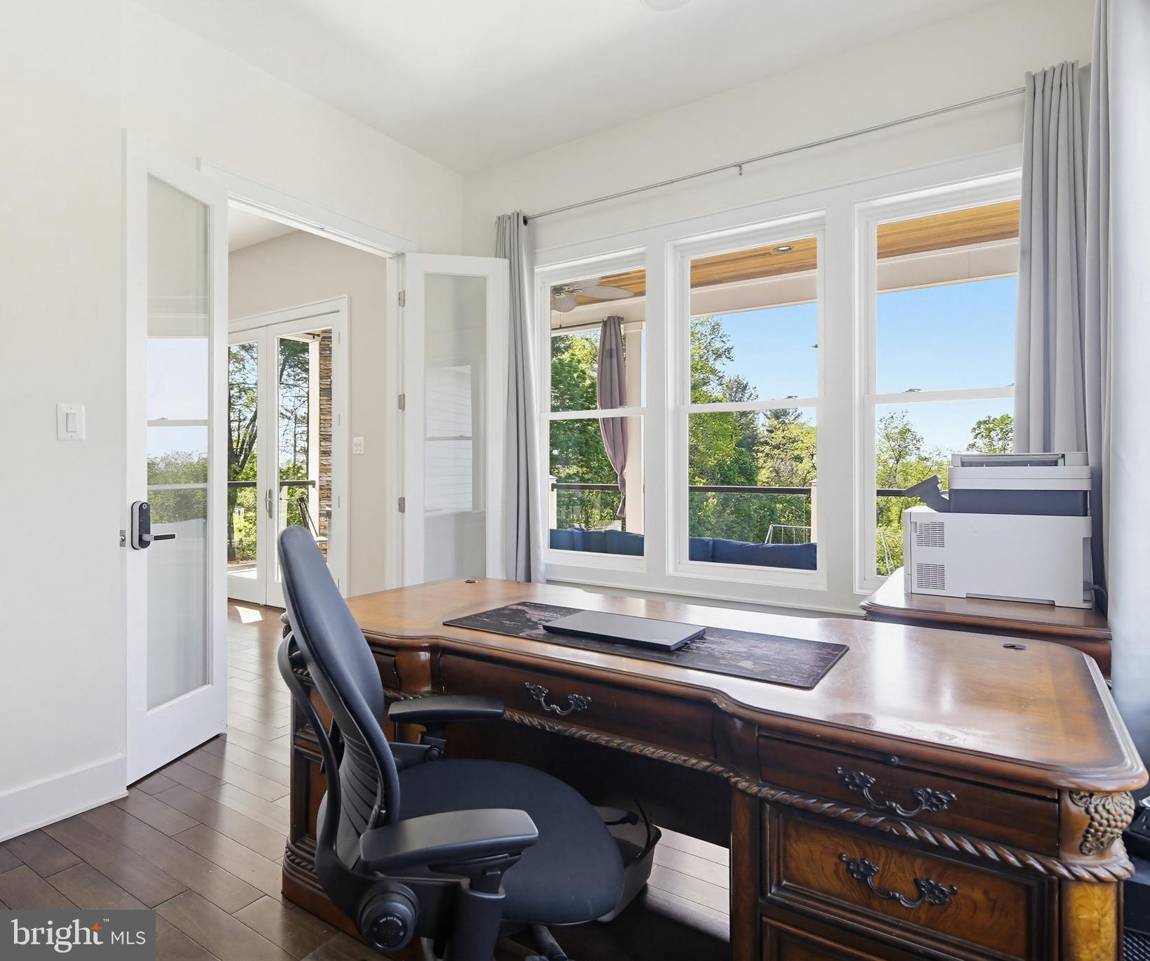 DOWNTOWN - Residential