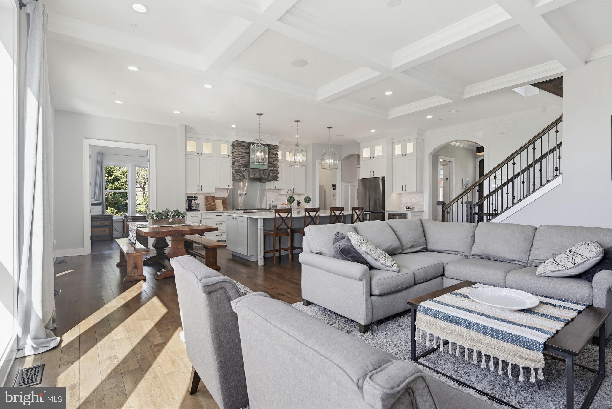 DOWNTOWN - Residential