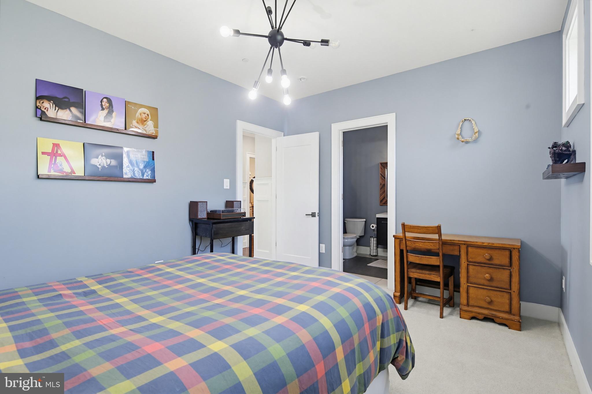 DOWNTOWN - Residential