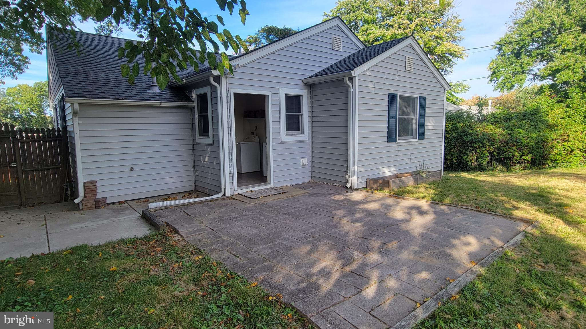 LINTHICUM HEIGHTS - Residential Lease