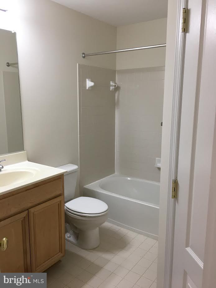 CONDOS AT CAMERON BLVD - Residential