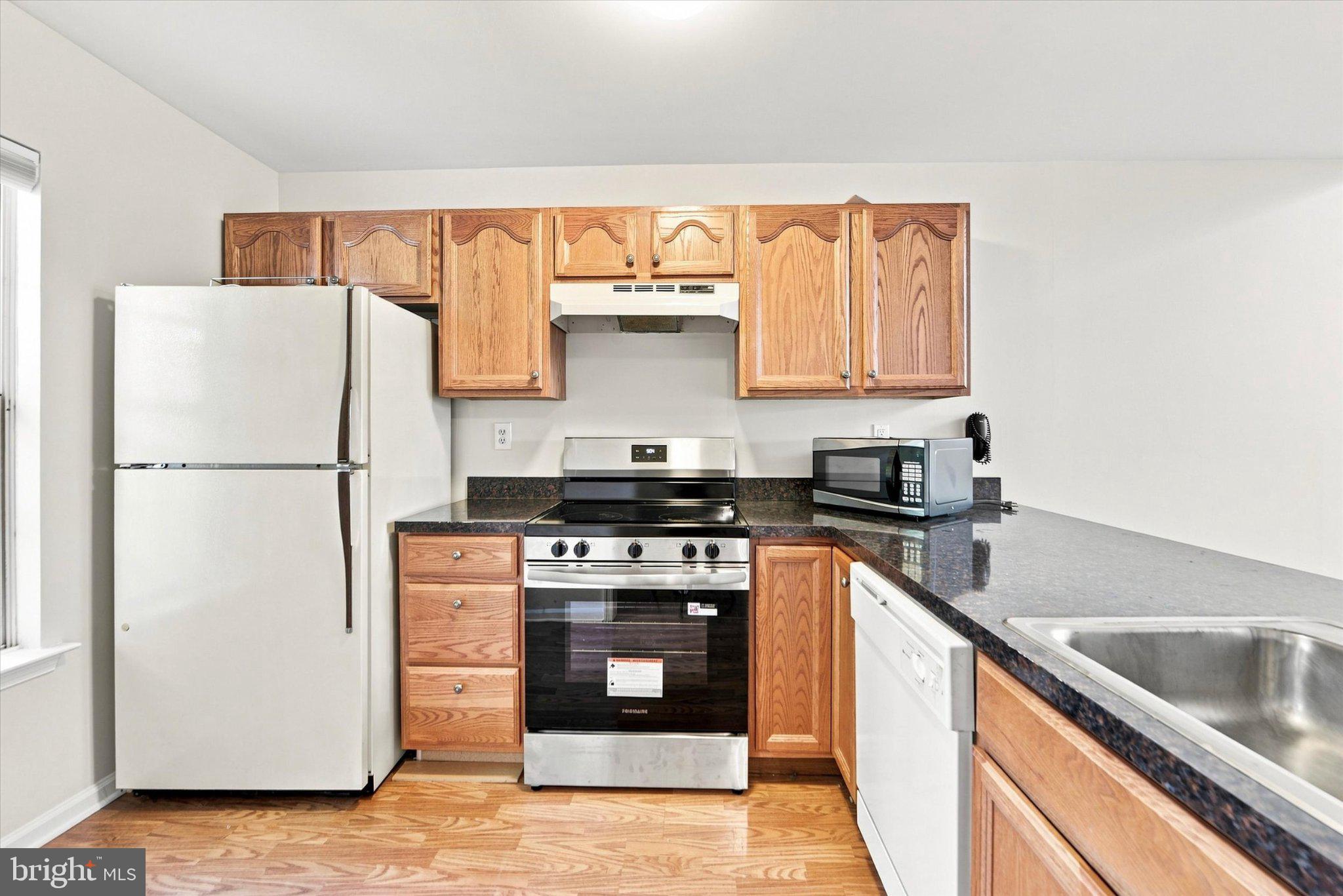 319 CASHEL COURT 319
