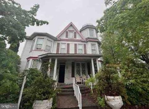 317 NORTH STREET MEYERSDALE PA 15552