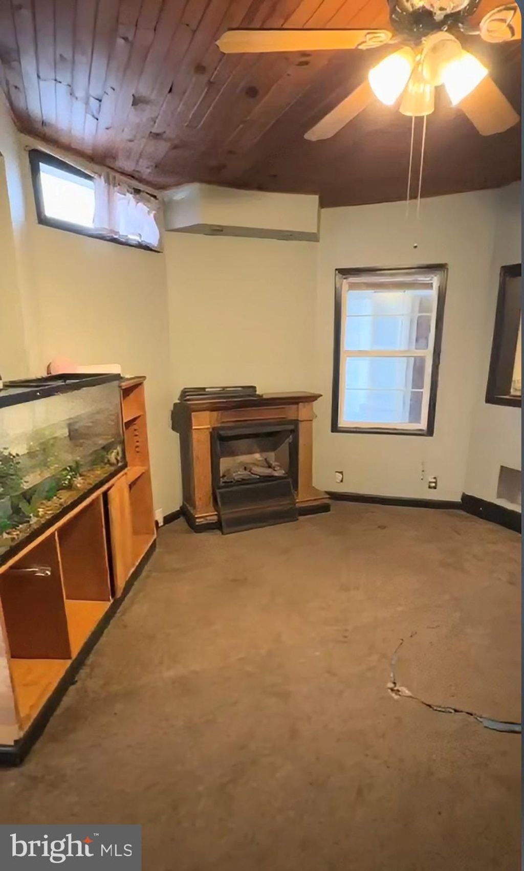 Photo of 838 W Pine Street, COAL TOWNSHIP, PA 17866 (MLS # PANU2002870)