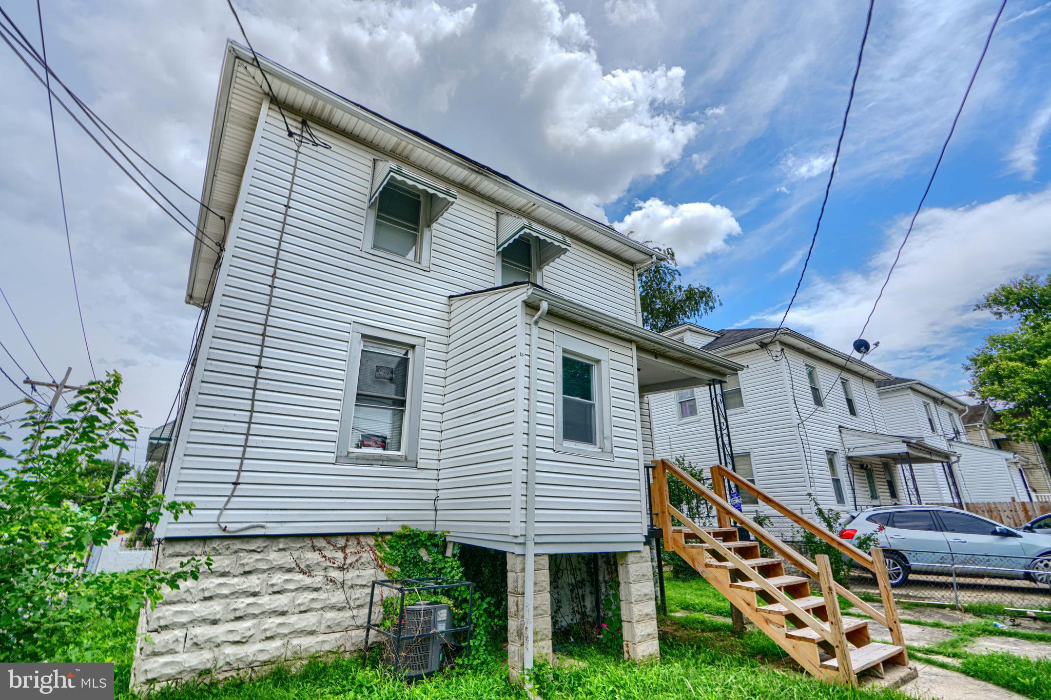 WOODMERE - Residential