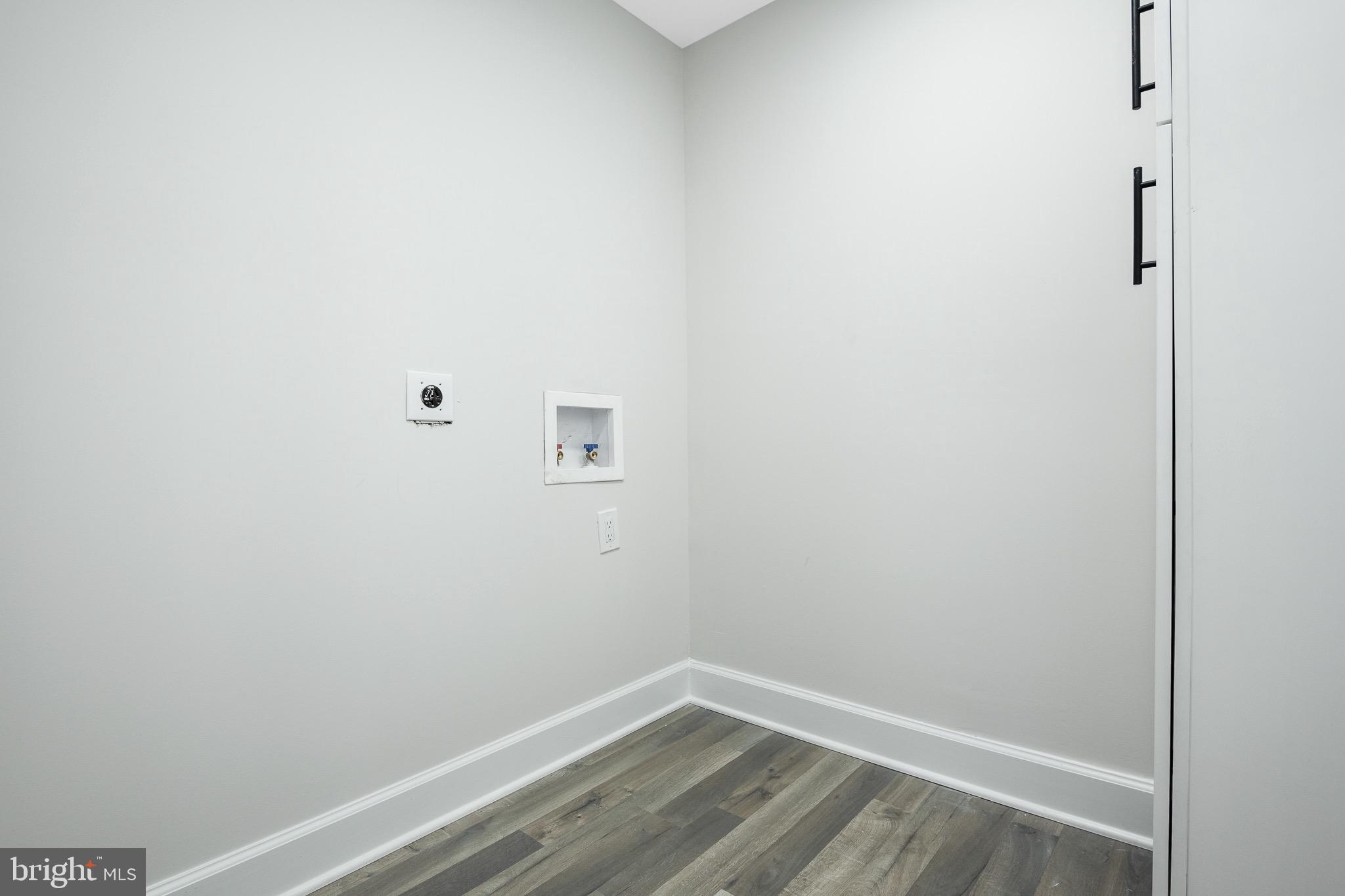 ROBIN HOOD PLAINS - Residential