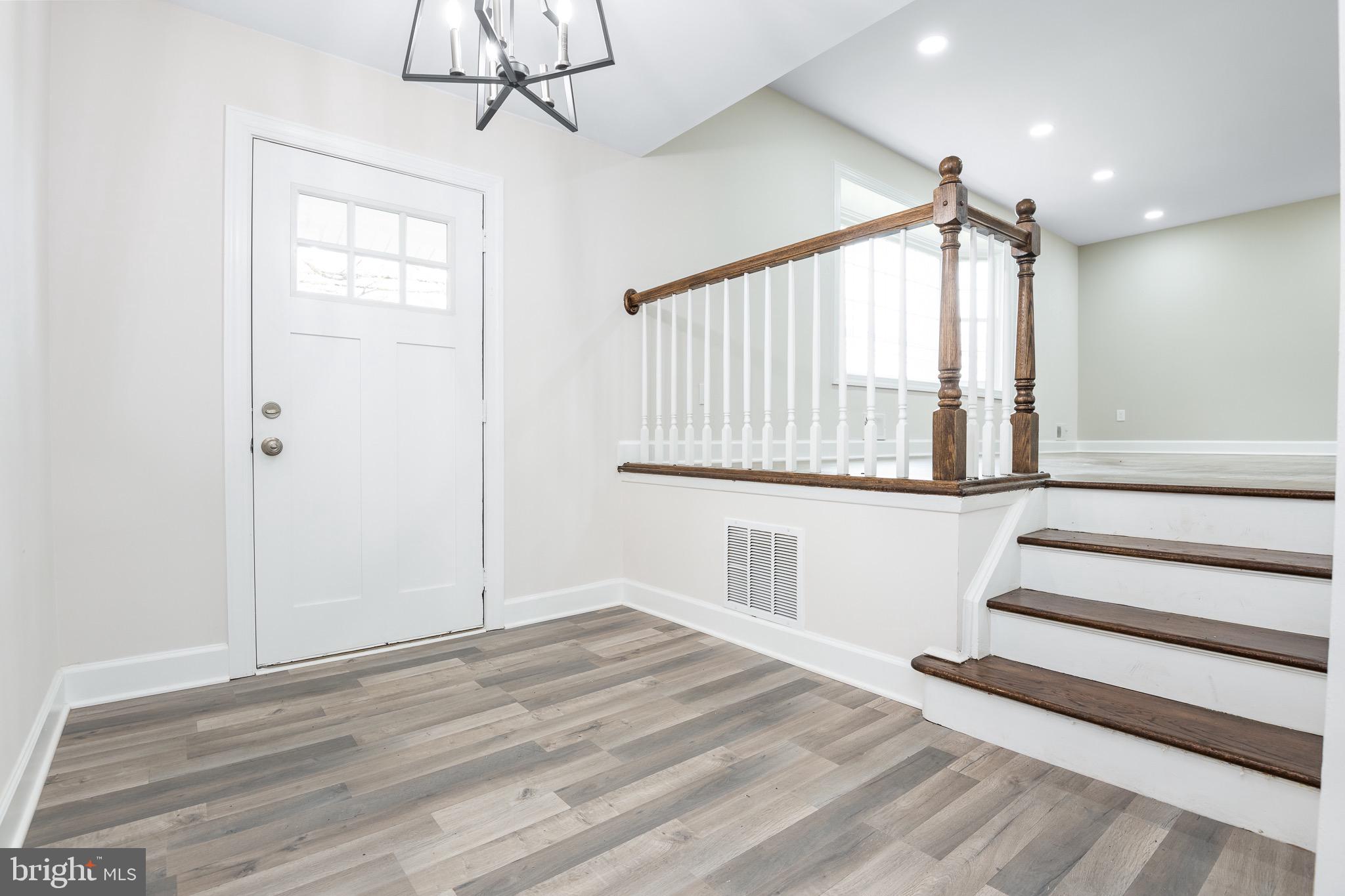 ROBIN HOOD PLAINS - Residential