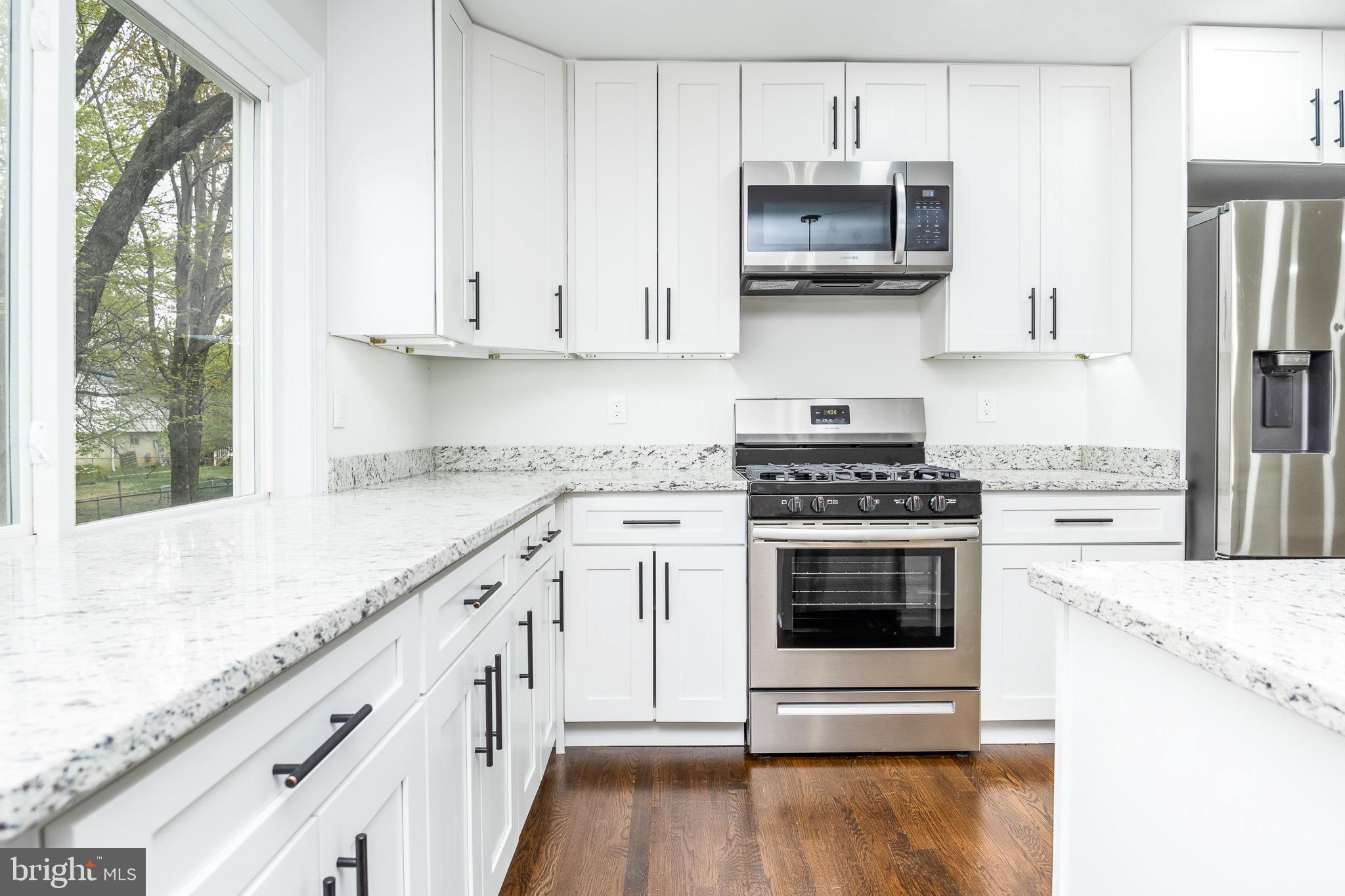 ROBIN HOOD PLAINS - Residential