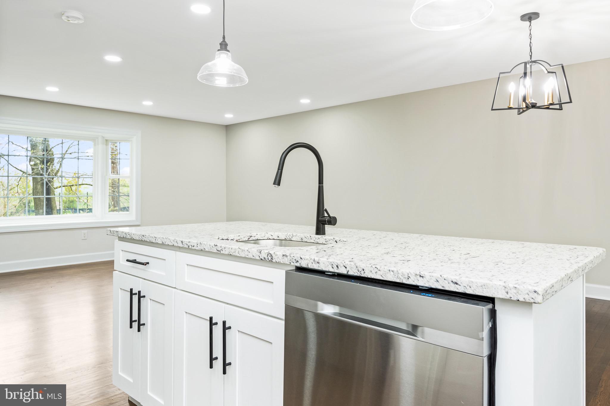 ROBIN HOOD PLAINS - Residential