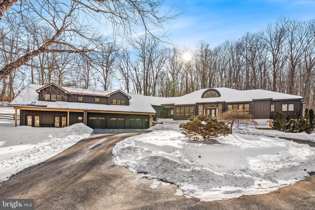 Photo of 2800 Horseshoe Trail, CHESTER SPRINGS, PA 19425 (MLS # PACT2116360)