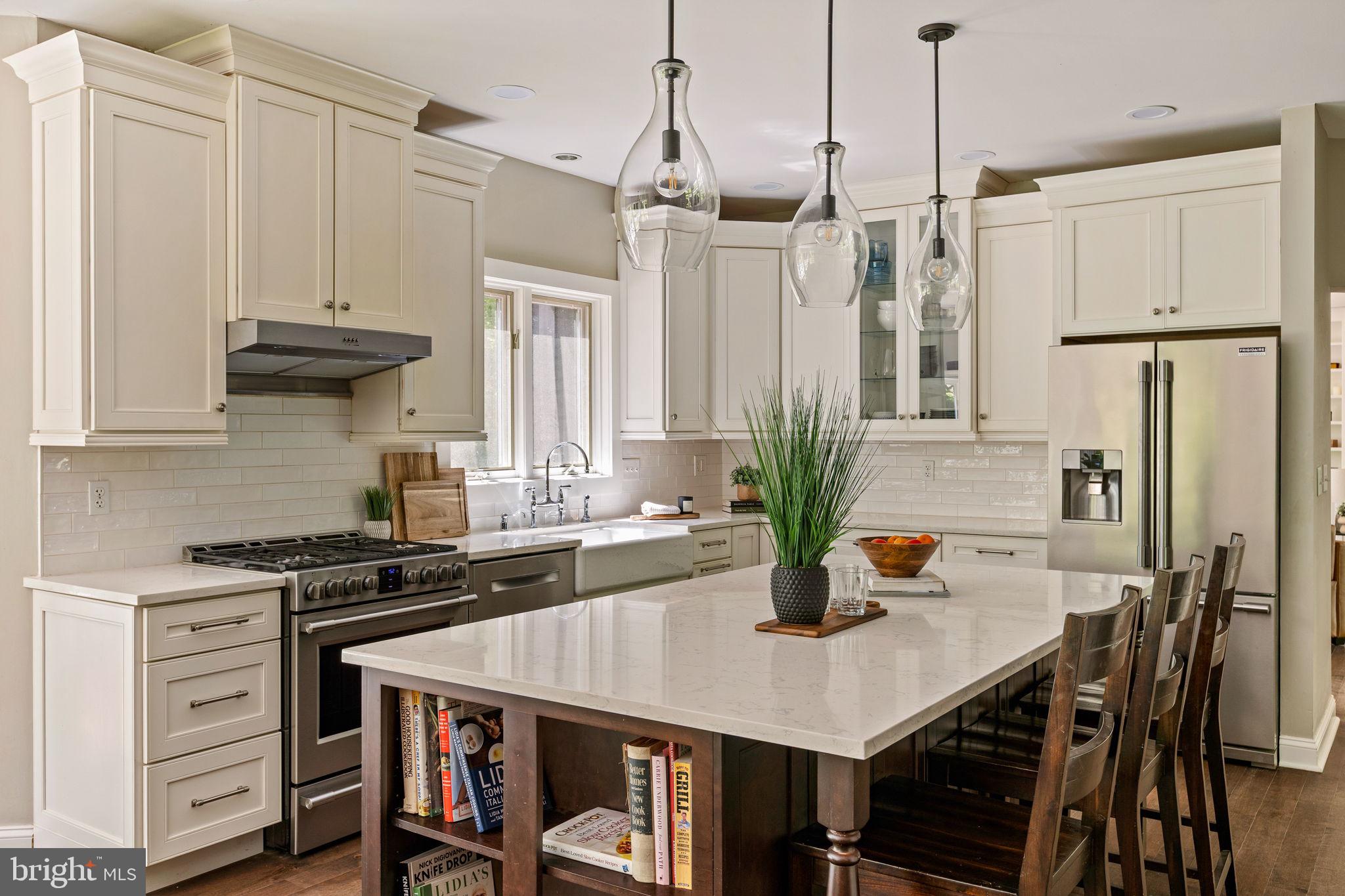 HUNTVIEW AT HORSES - Residential