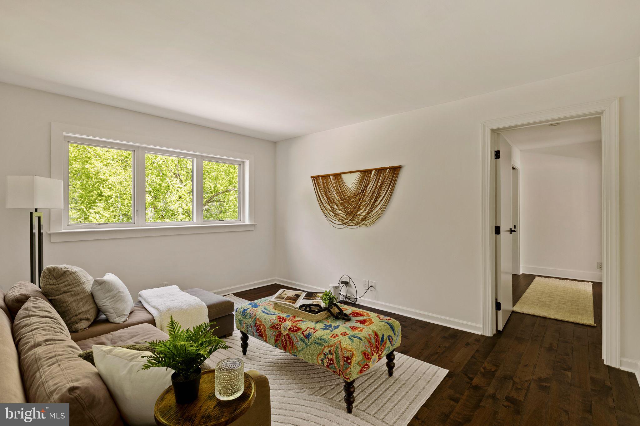 HUNTVIEW AT HORSES - Residential