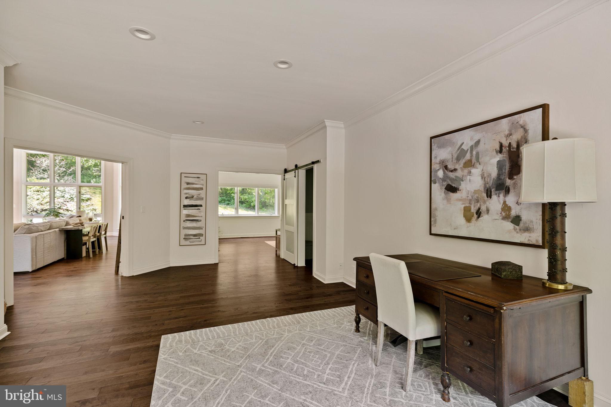 HUNTVIEW AT HORSES - Residential