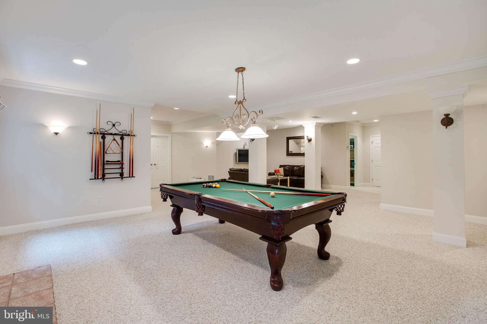 QUARTERFIELD - Residential