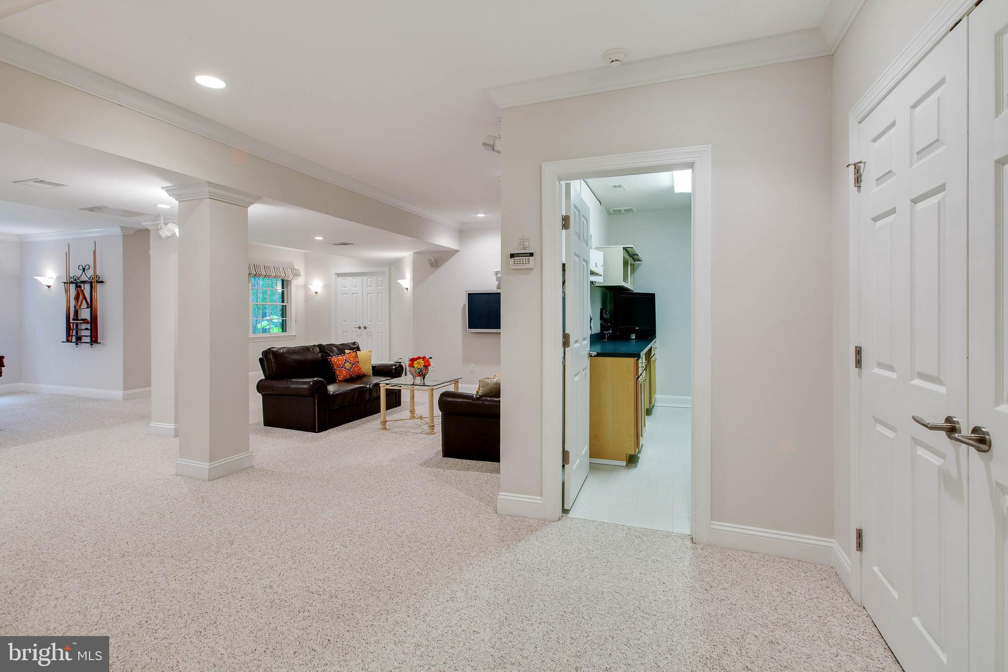 QUARTERFIELD - Residential