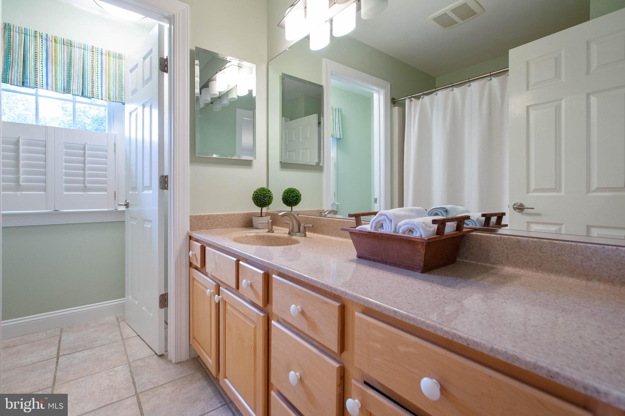 QUARTERFIELD - Residential