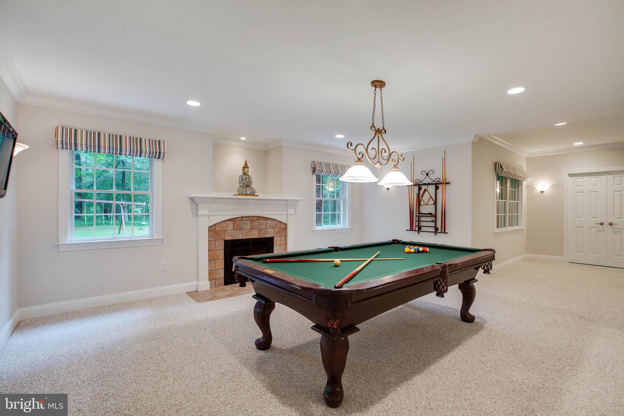 QUARTERFIELD - Residential