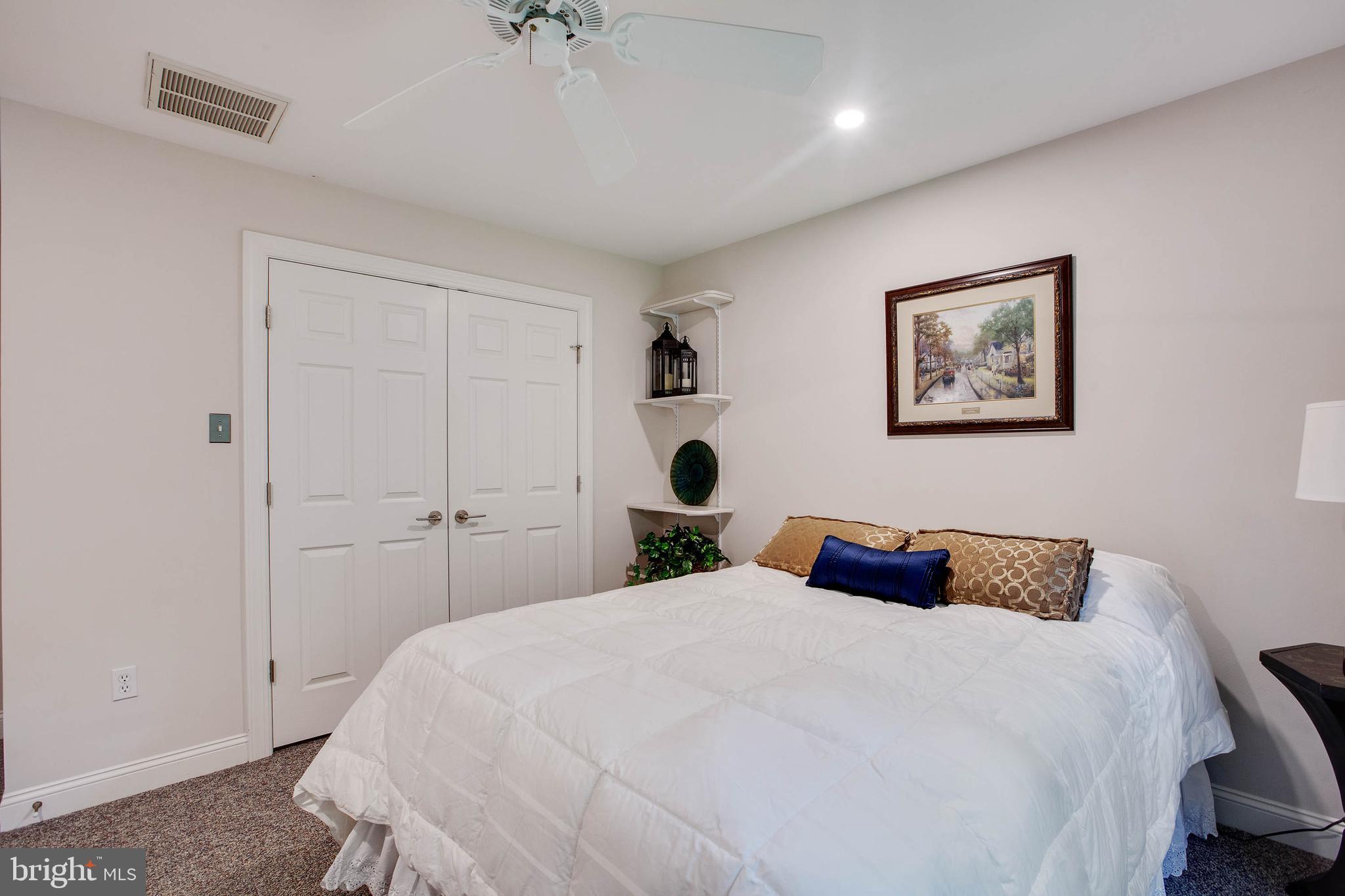 QUARTERFIELD - Residential