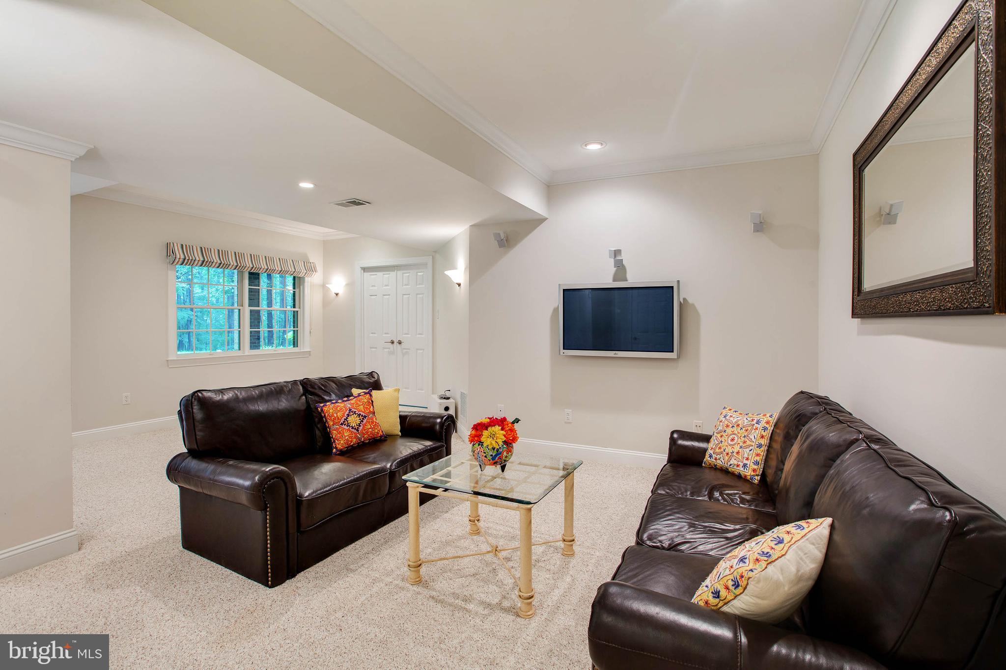 QUARTERFIELD - Residential