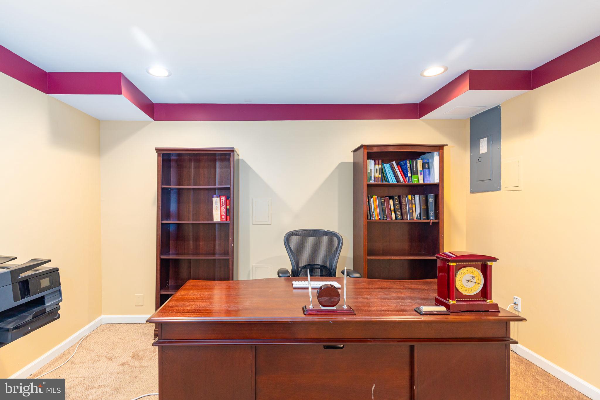 NORTH HILLS - Residential