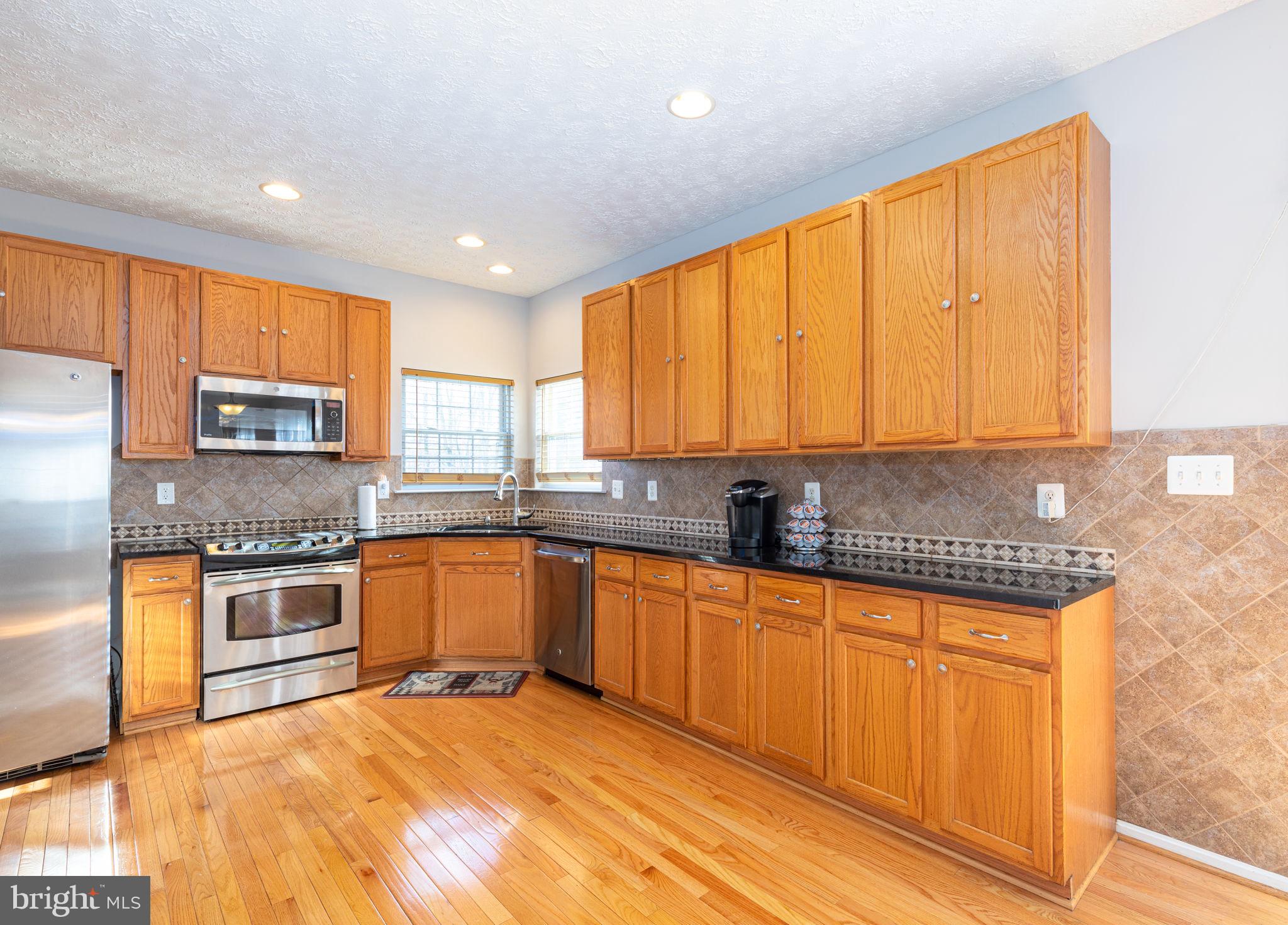 NORTH HILLS - Residential