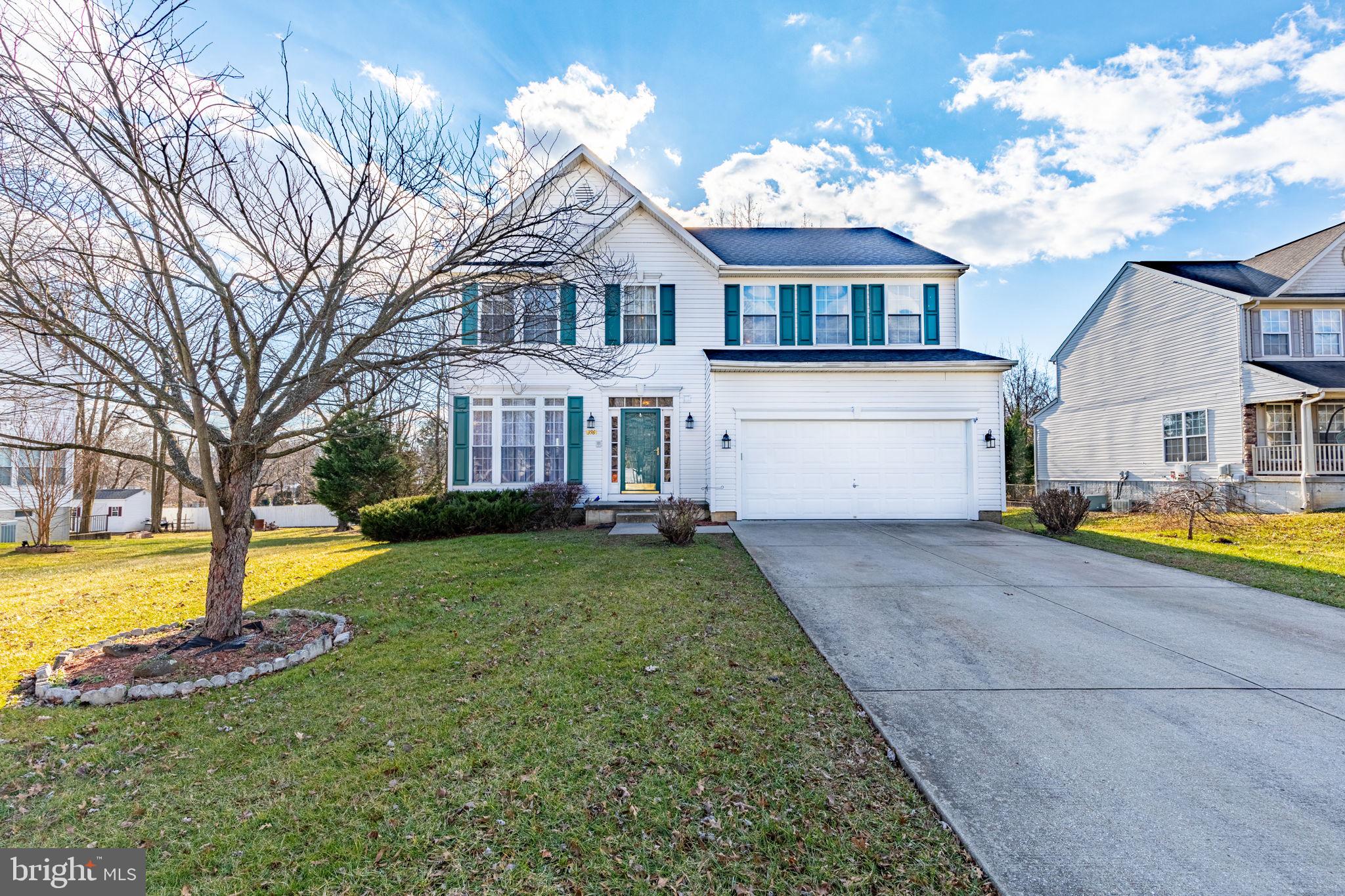 NORTH HILLS - Residential