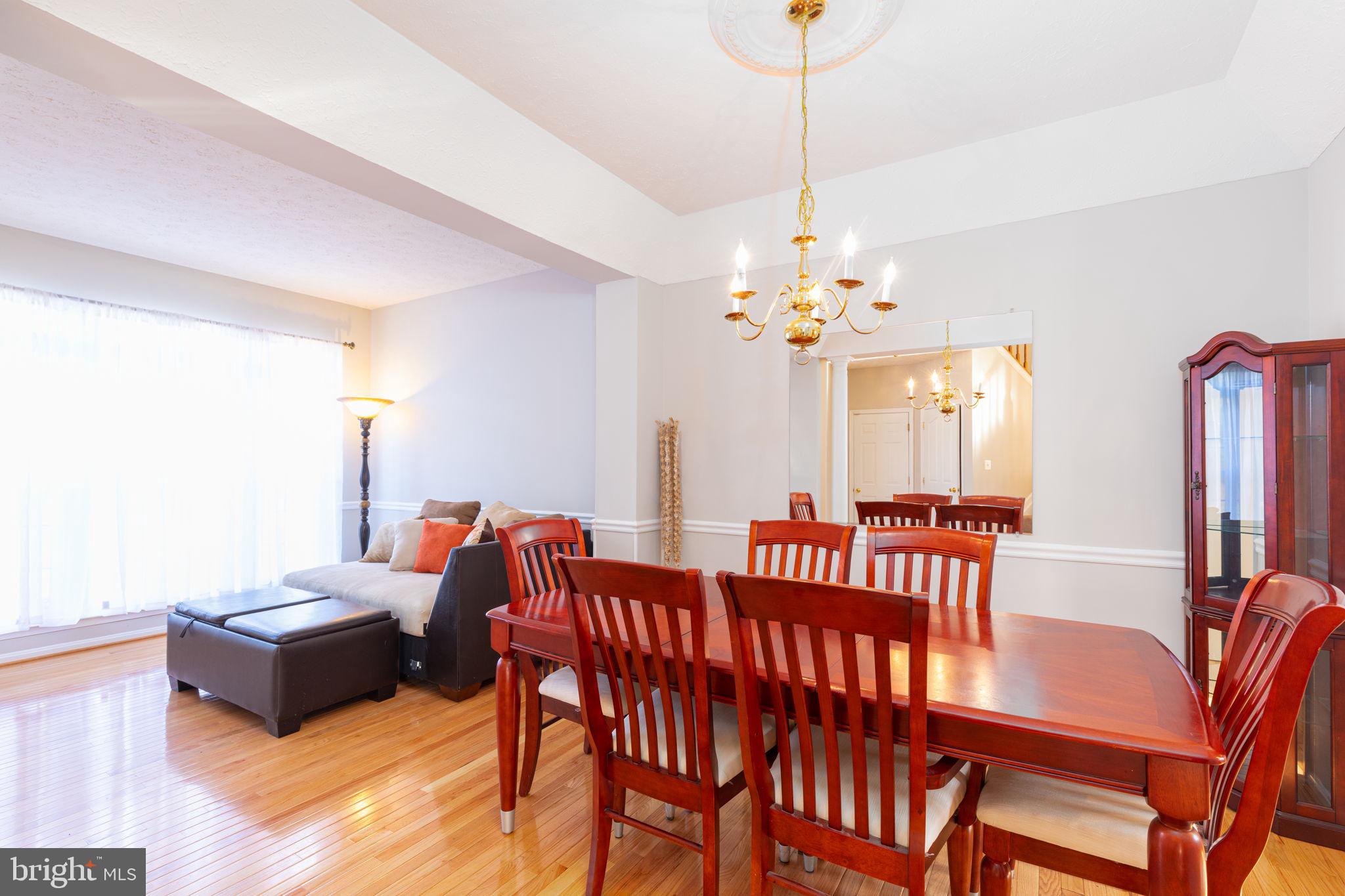 NORTH HILLS - Residential