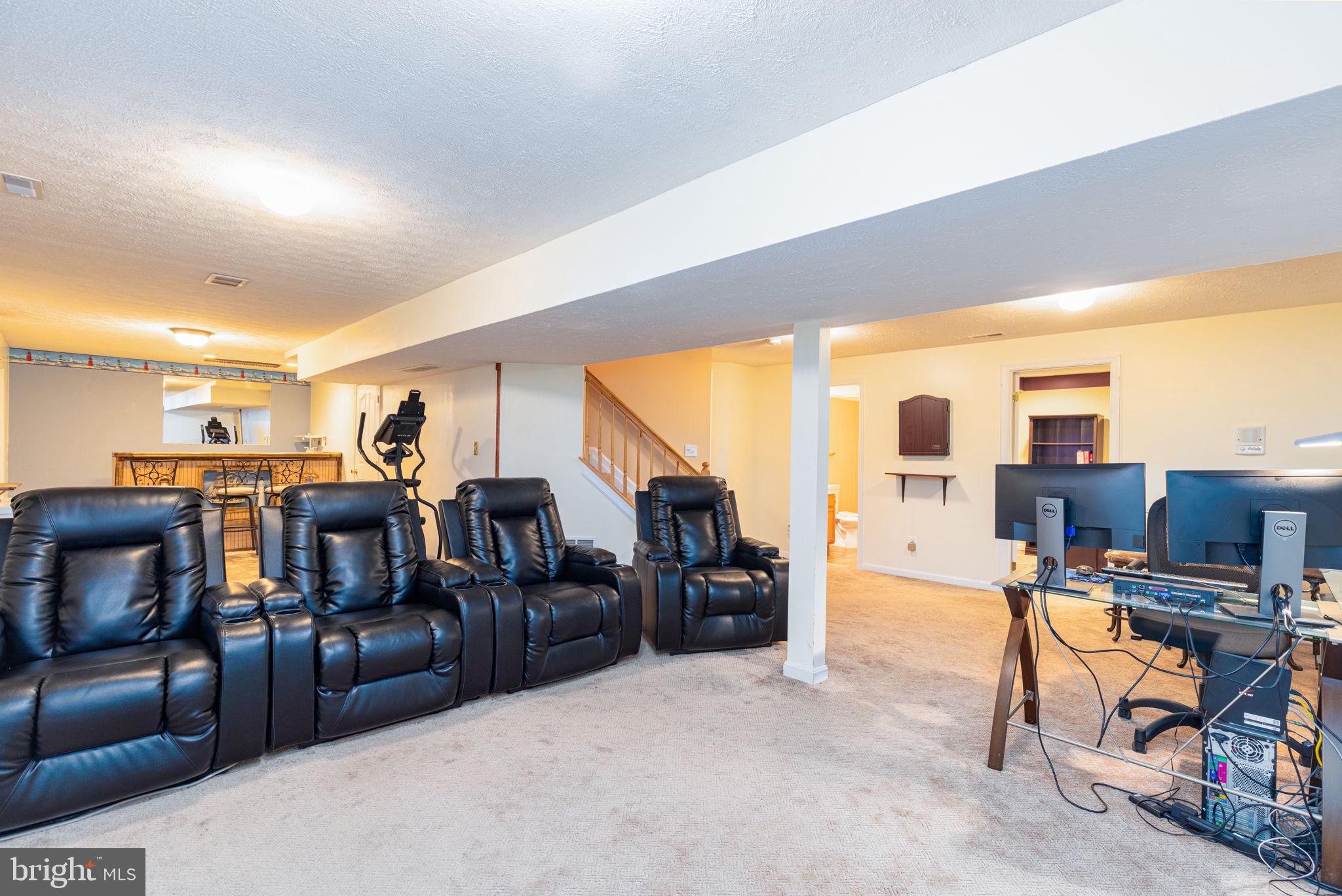 NORTH HILLS - Residential