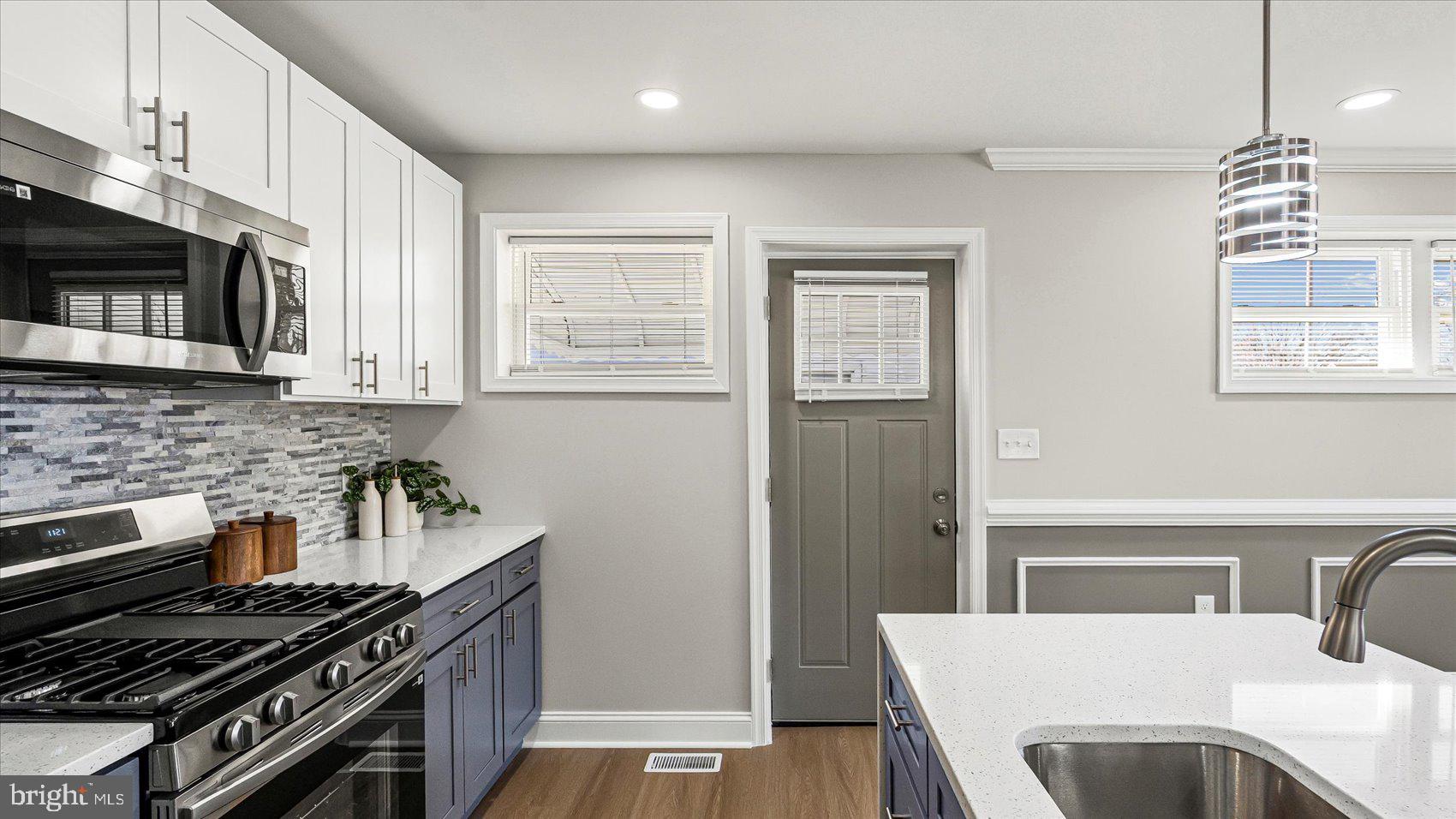 WEST ARLINGTON - Residential