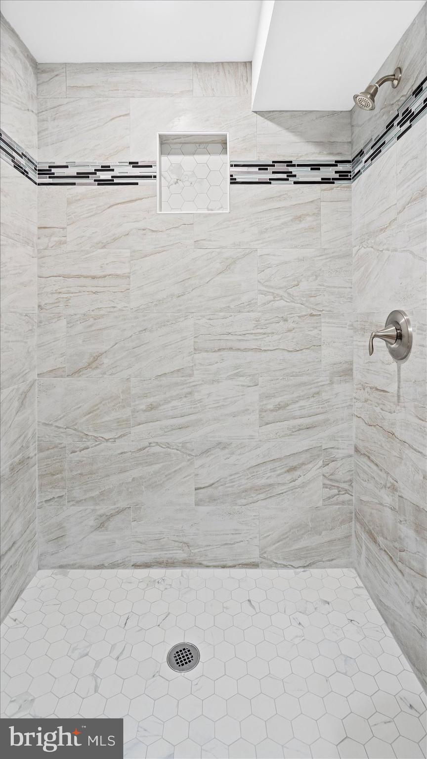 WEST ARLINGTON - Residential