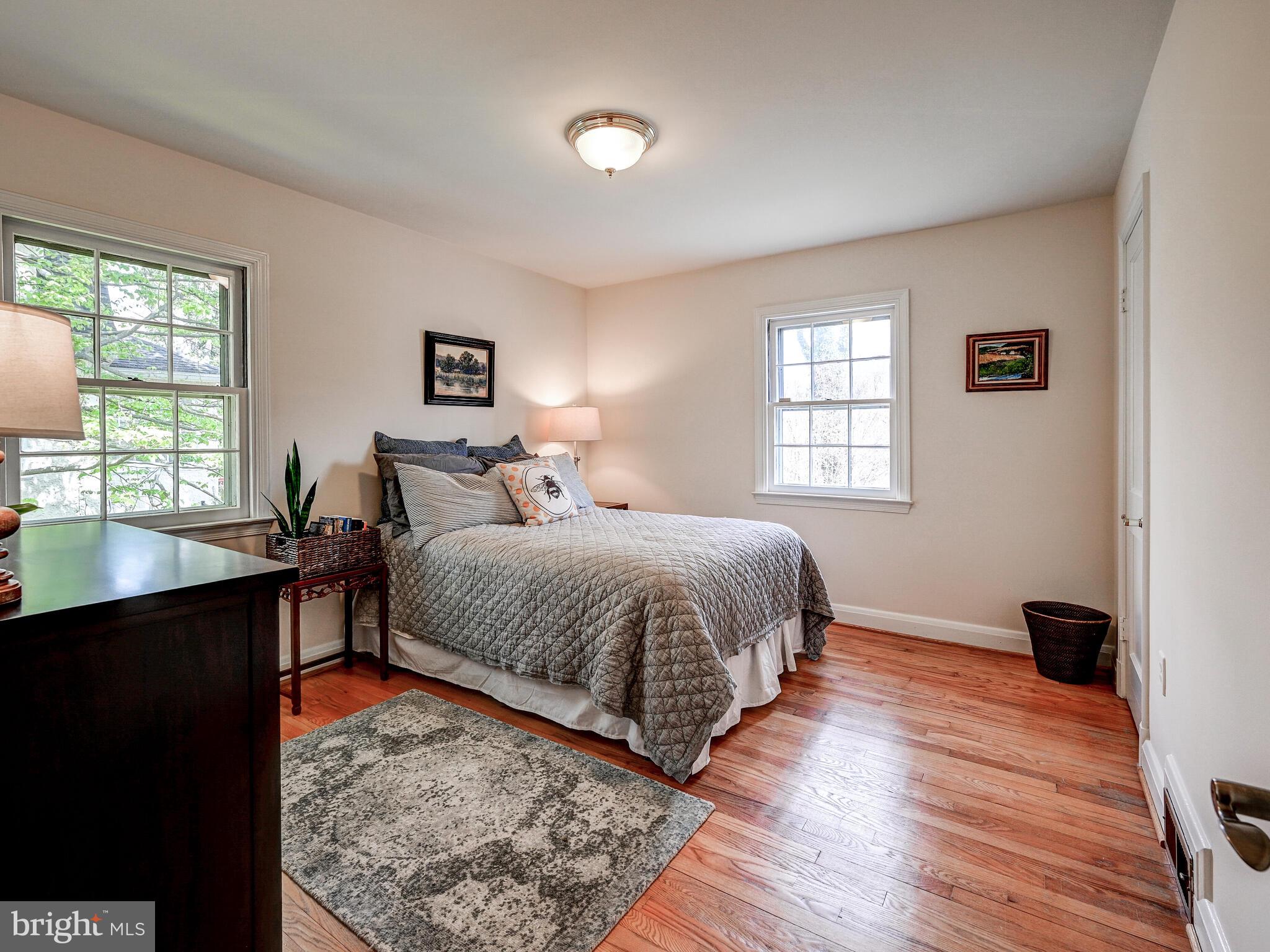 ROLAND PARK - Residential