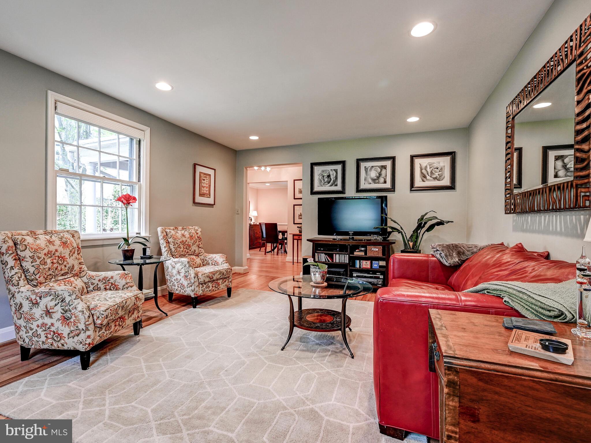 ROLAND PARK - Residential