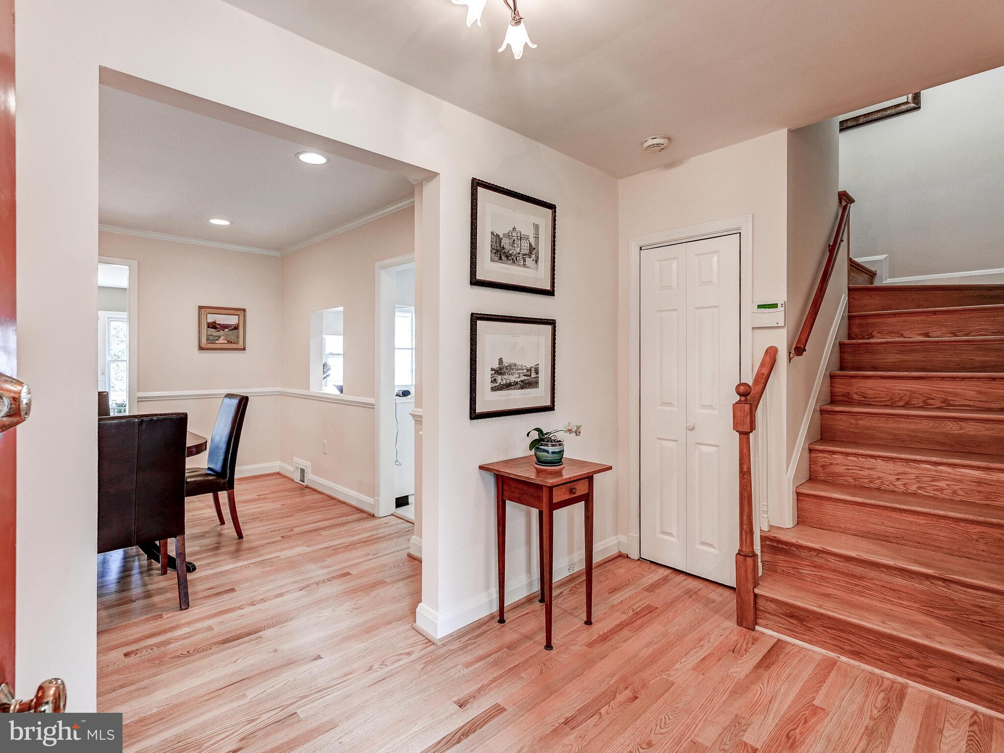 ROLAND PARK - Residential