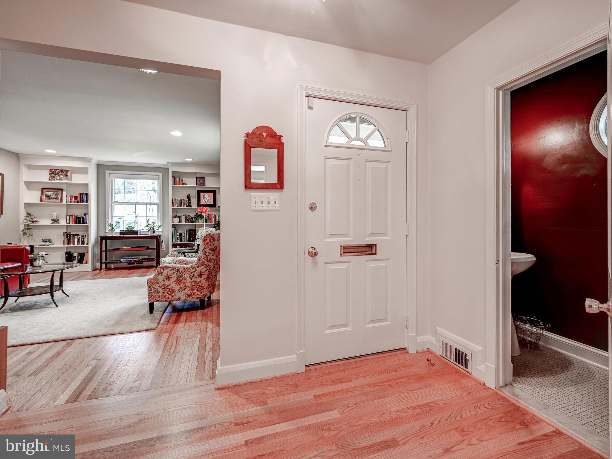 ROLAND PARK - Residential