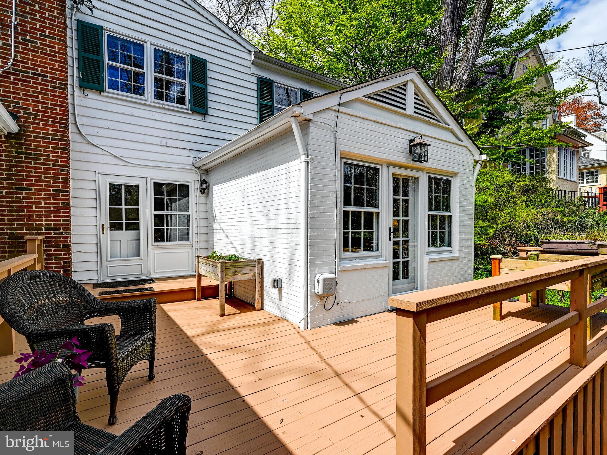 ROLAND PARK - Residential