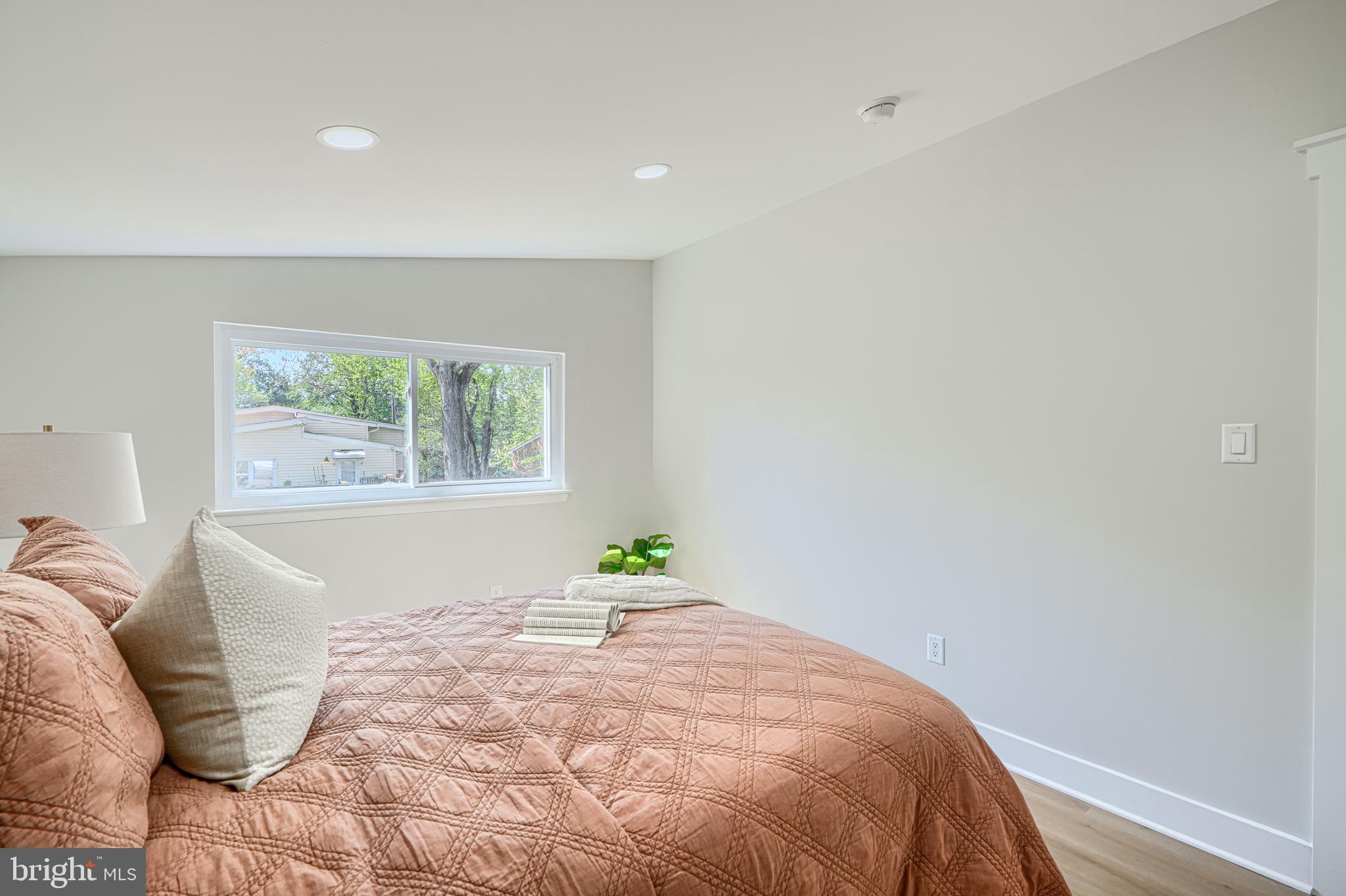 KEMP MILL ESTATES - Residential