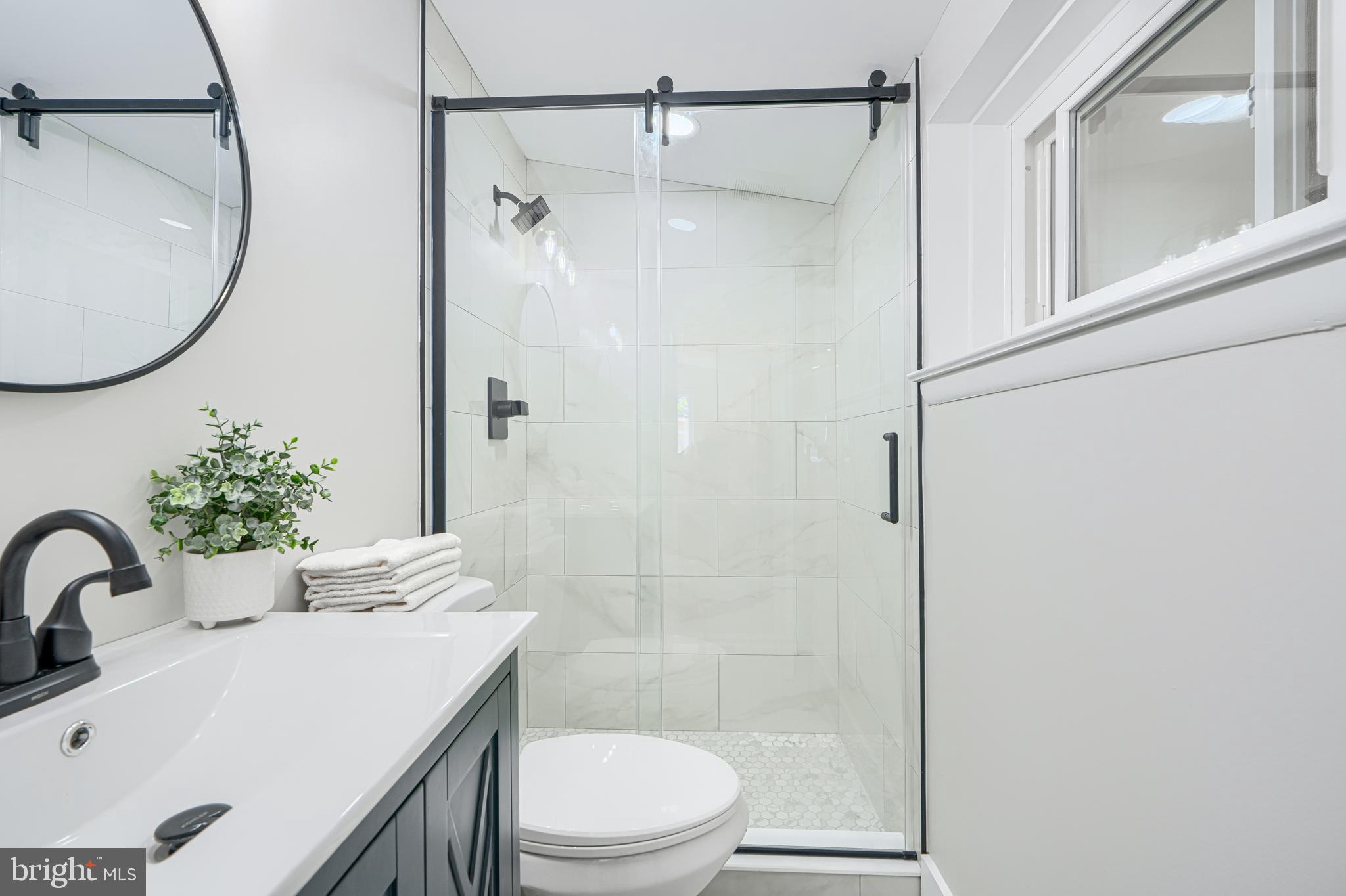 KEMP MILL ESTATES - Residential