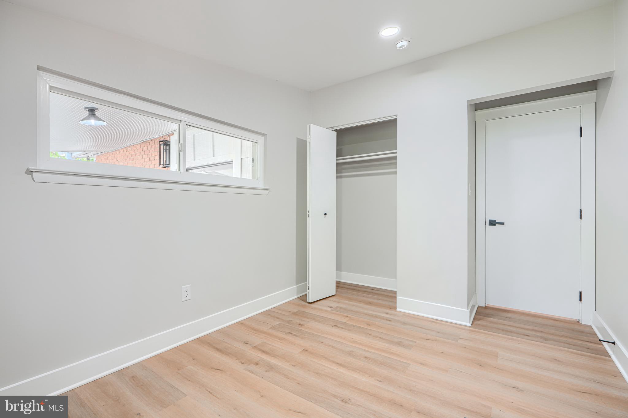 KEMP MILL ESTATES - Residential