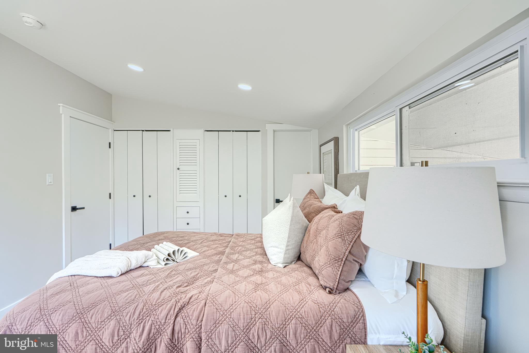 KEMP MILL ESTATES - Residential