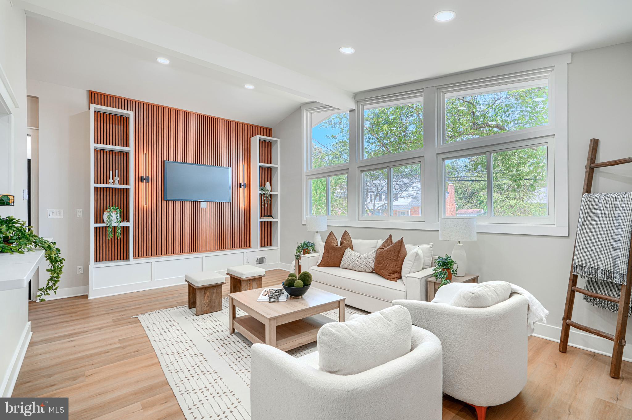 KEMP MILL ESTATES - Residential