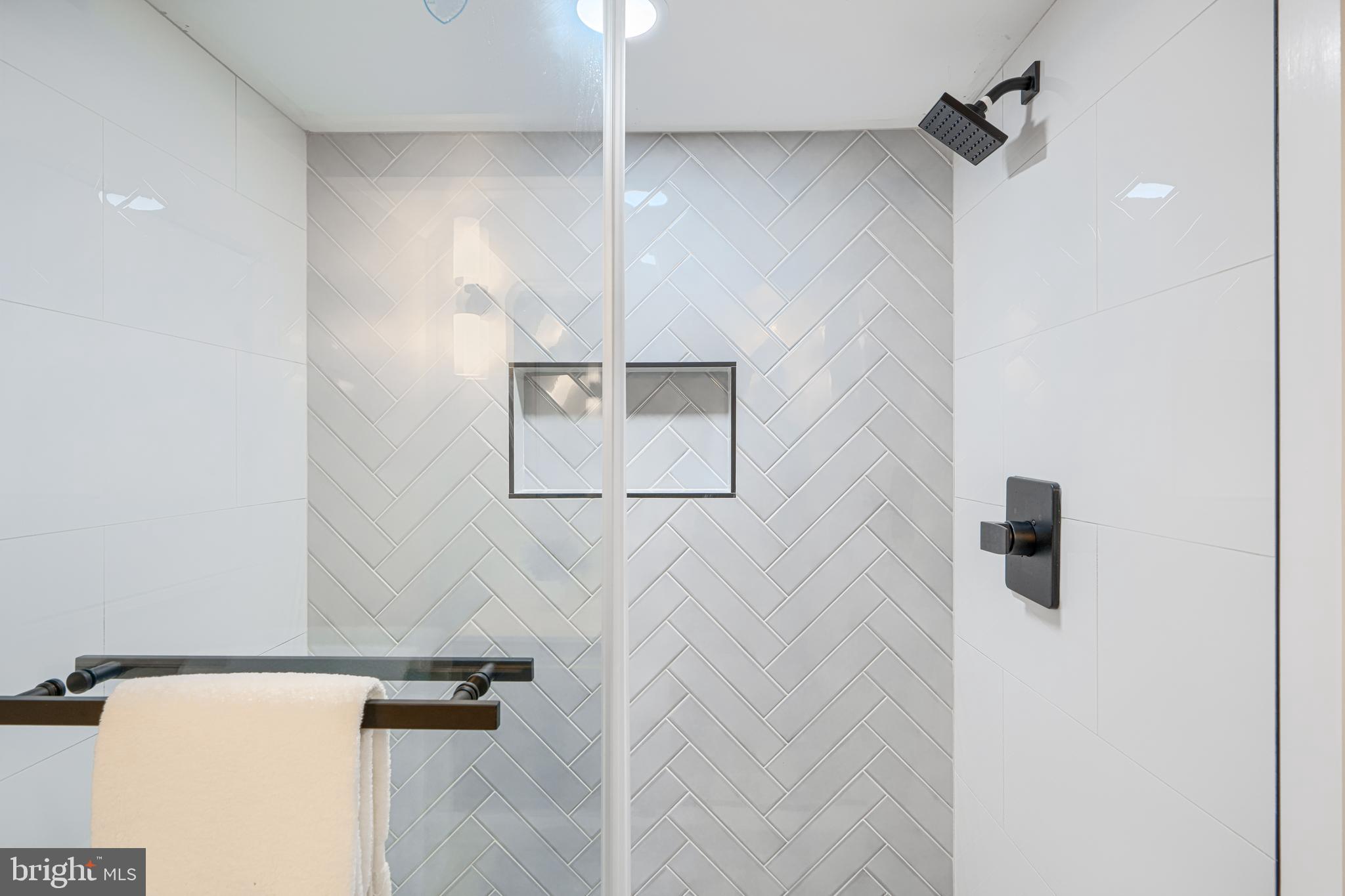 KEMP MILL ESTATES - Residential