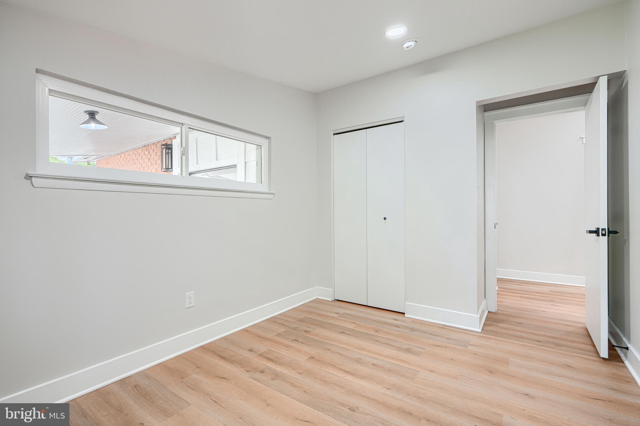 KEMP MILL ESTATES - Residential