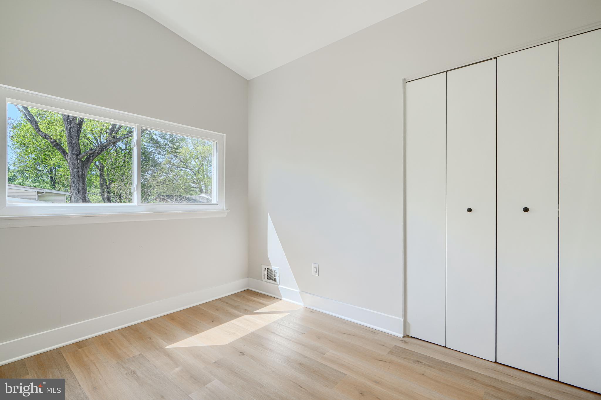 KEMP MILL ESTATES - Residential