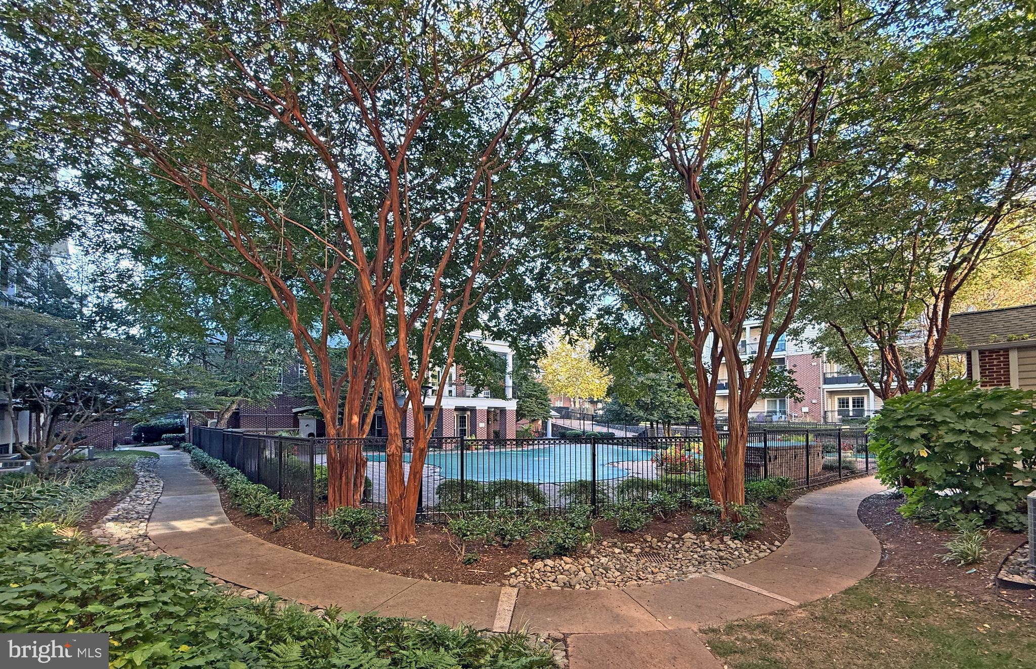 GATES OF MCLEAN - Residential