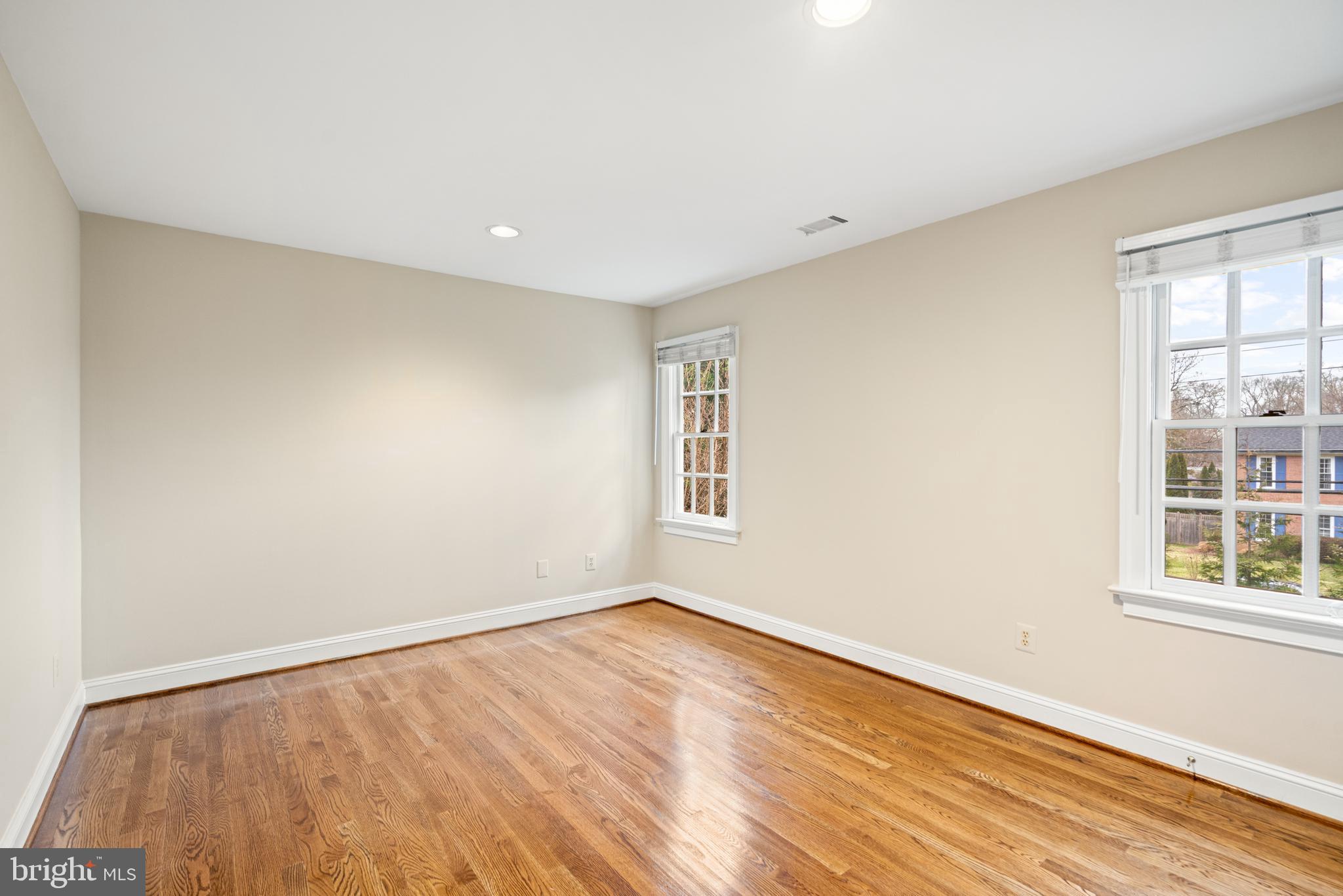 INVERNESS FOREST - Residential