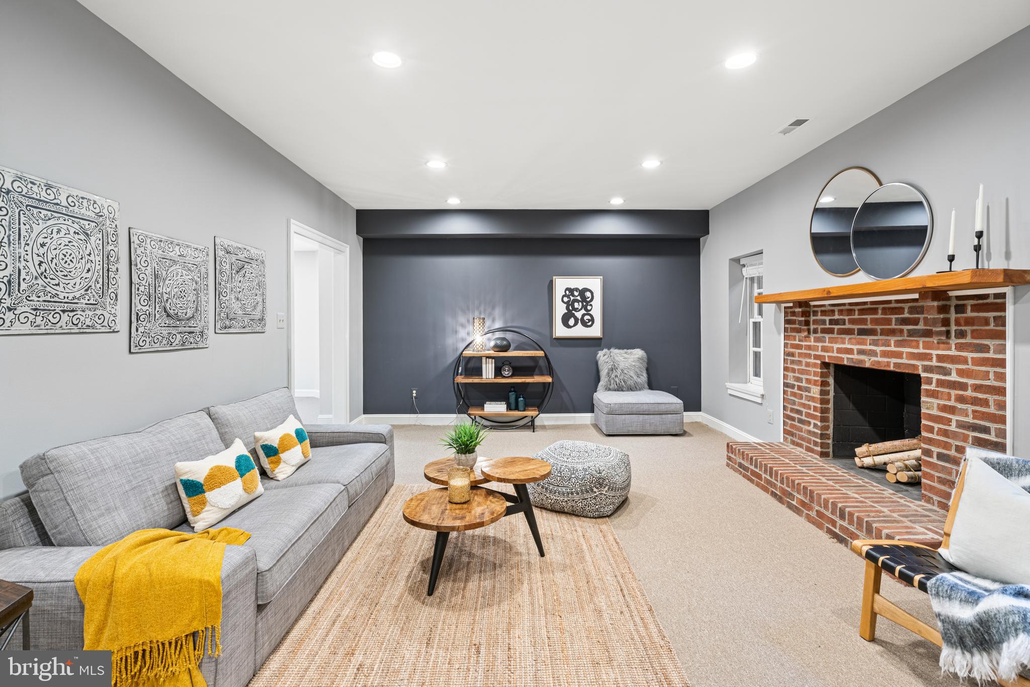 INVERNESS FOREST - Residential