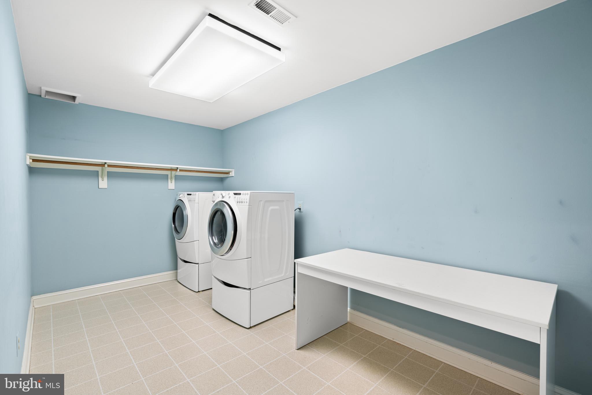 INVERNESS FOREST - Residential