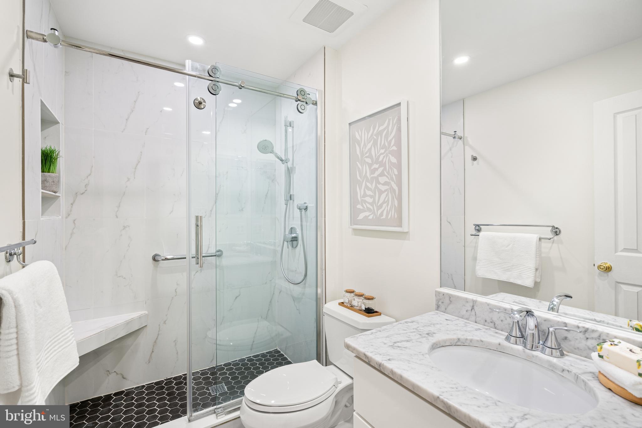 INVERNESS FOREST - Residential