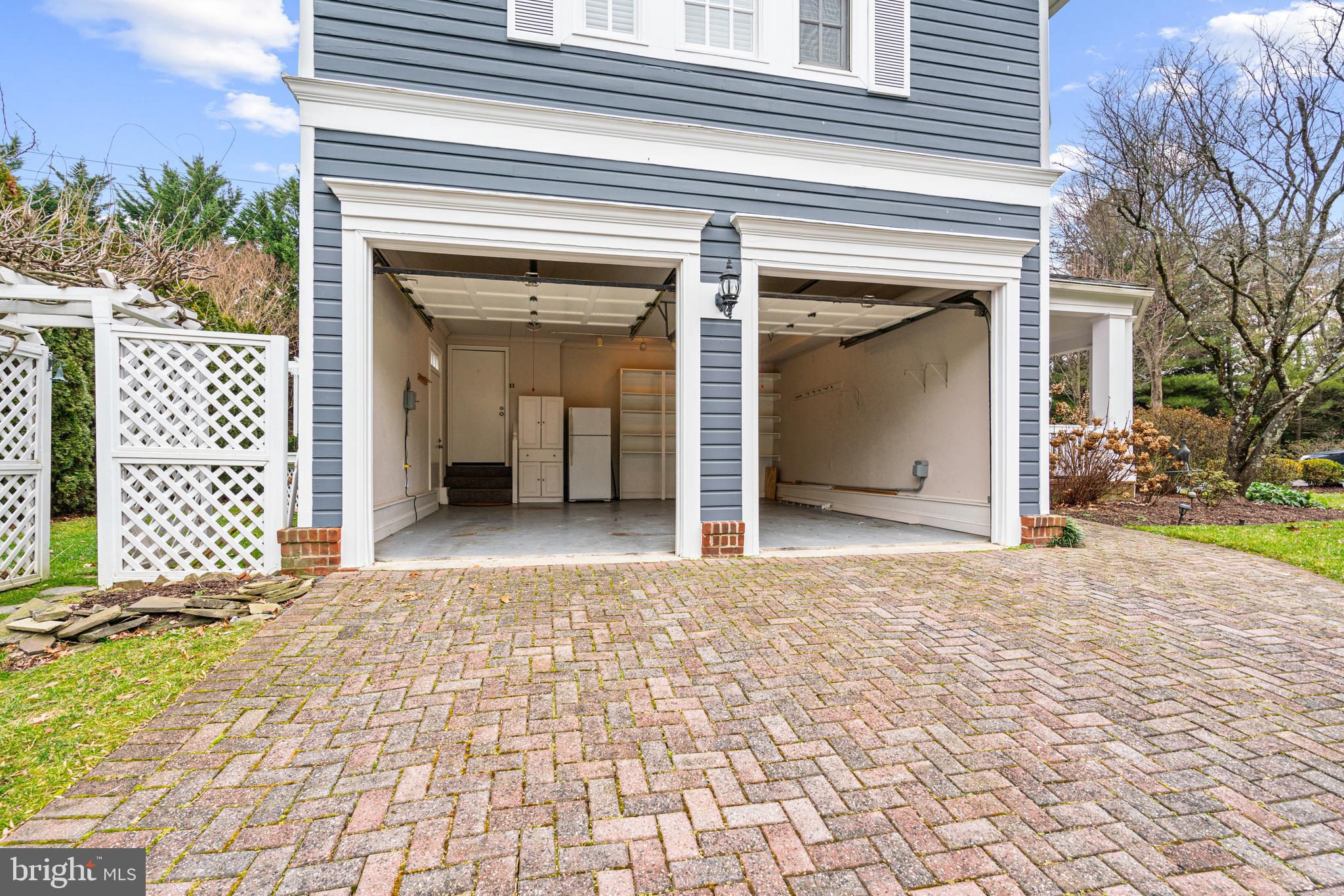 INVERNESS FOREST - Residential